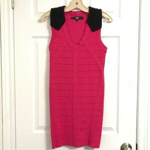 NWOT Y2K BEDO Statement Sequin Shoulder Bodycon Dress L Sleeveless Pink